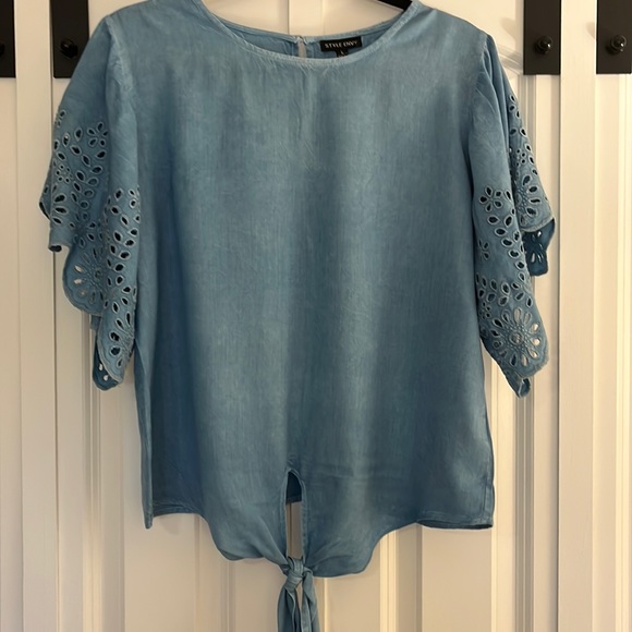 Top/ blouse - Picture 1 of 6